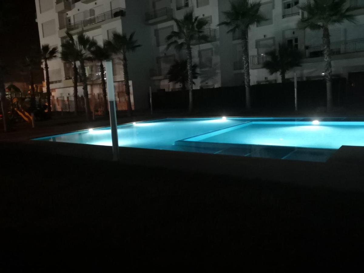 Апартаменты Apparemment De Luxe Vue Piscine Бузника Экстерьер фото