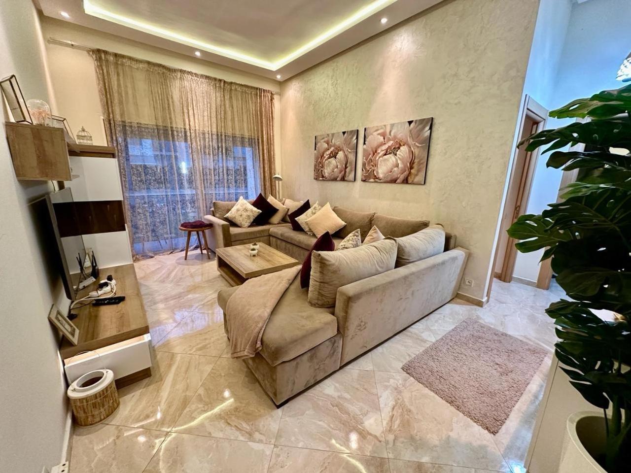 Апартаменты Apparemment De Luxe Vue Piscine Бузника Экстерьер фото
